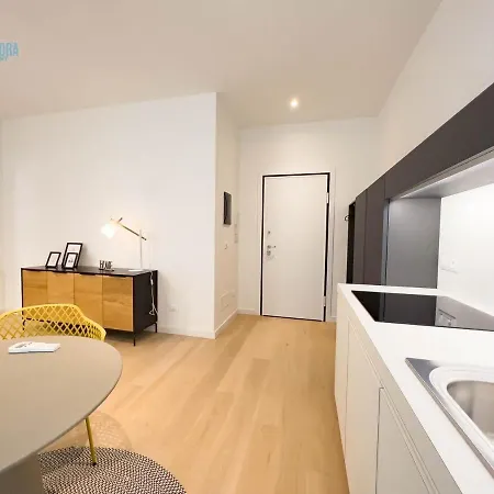 Slataper 11 Tirabora Short Rent, Con Parcheggio Privato