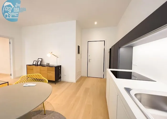 Slataper 11 Tirabora Short Rent