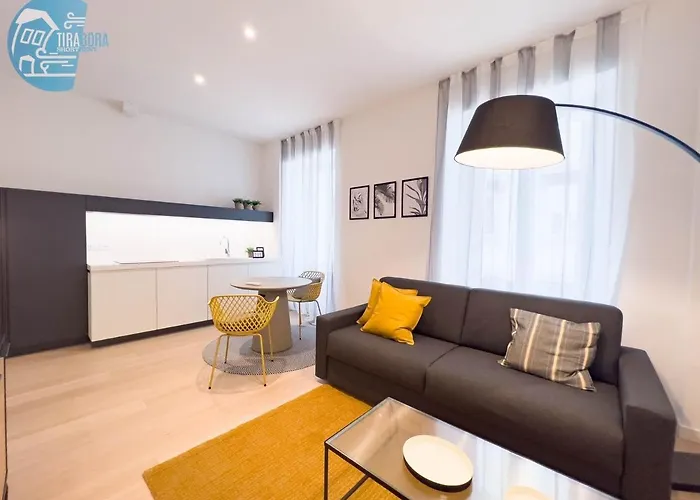 Slataper 11 Tirabora Short Rent